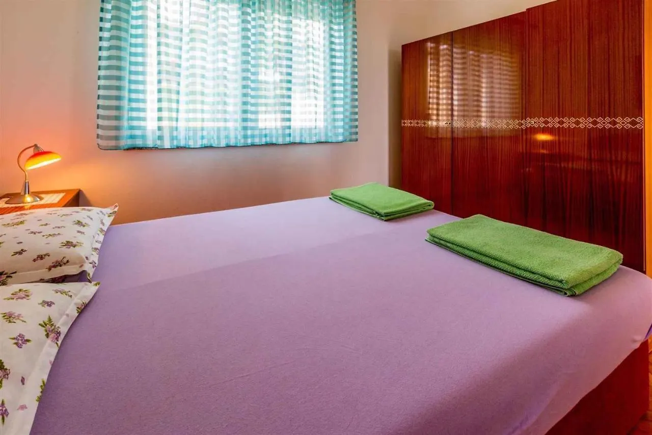Two-Bedroom Apartment In Crikvenica XVI