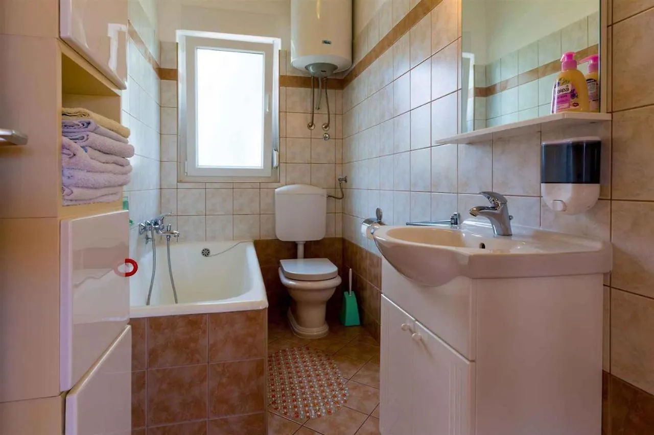 Two-Bedroom Apartment In Crikvenica XVI