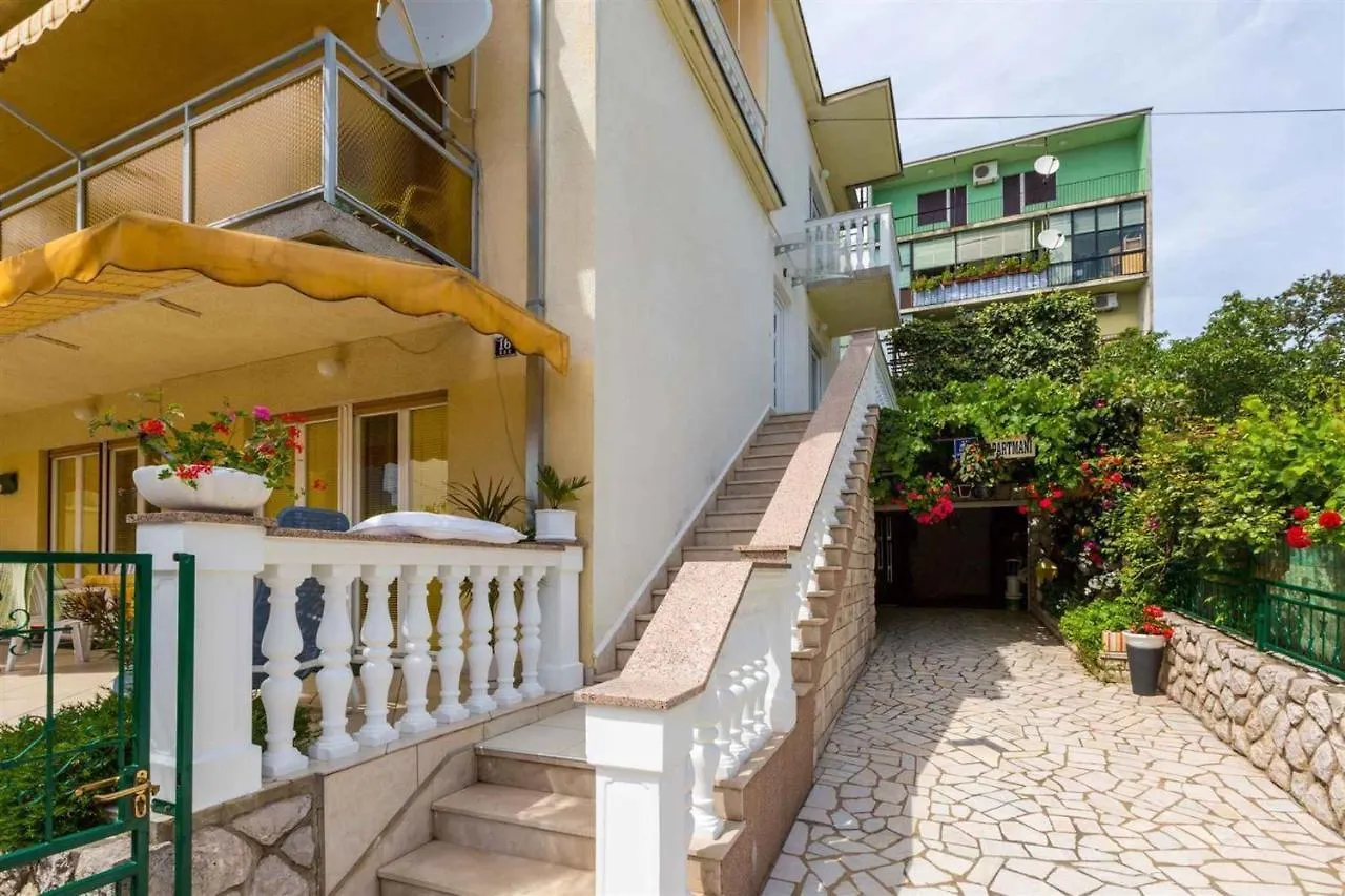 Two-Bedroom Apartment In Crikvenica XVI