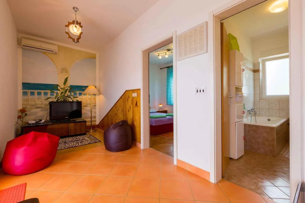 Two-Bedroom Apartment In Crikvenica XVI